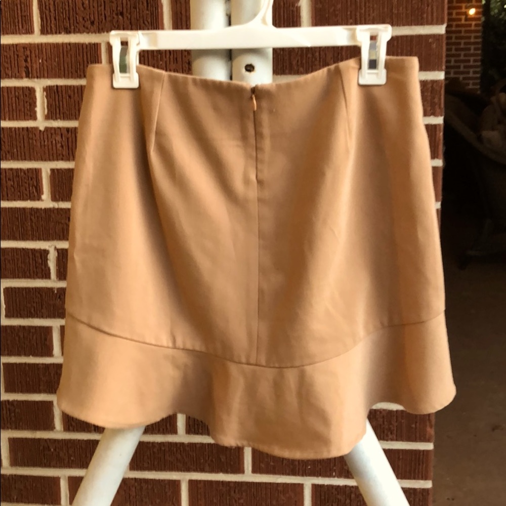 CUTE CAMEL COLORED RUFFLE MINI SKIRT!!!! - Picture 4 of 6
